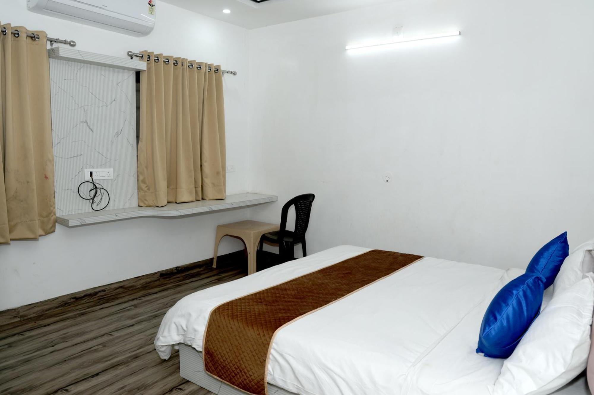 Devdarshan Hotel & Restaurant Udajpur Exteriér fotografie