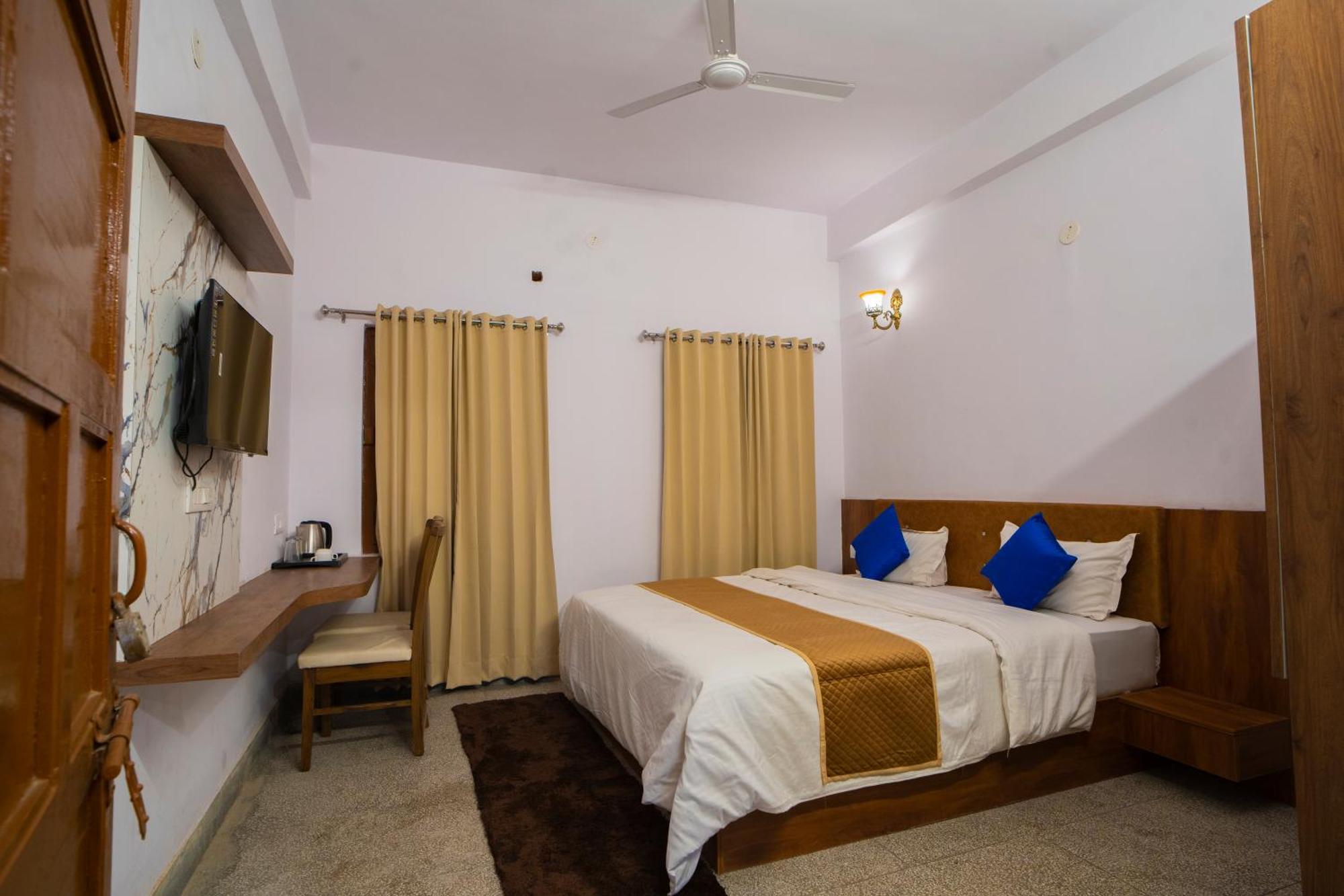 Devdarshan Hotel & Restaurant Udajpur Exteriér fotografie