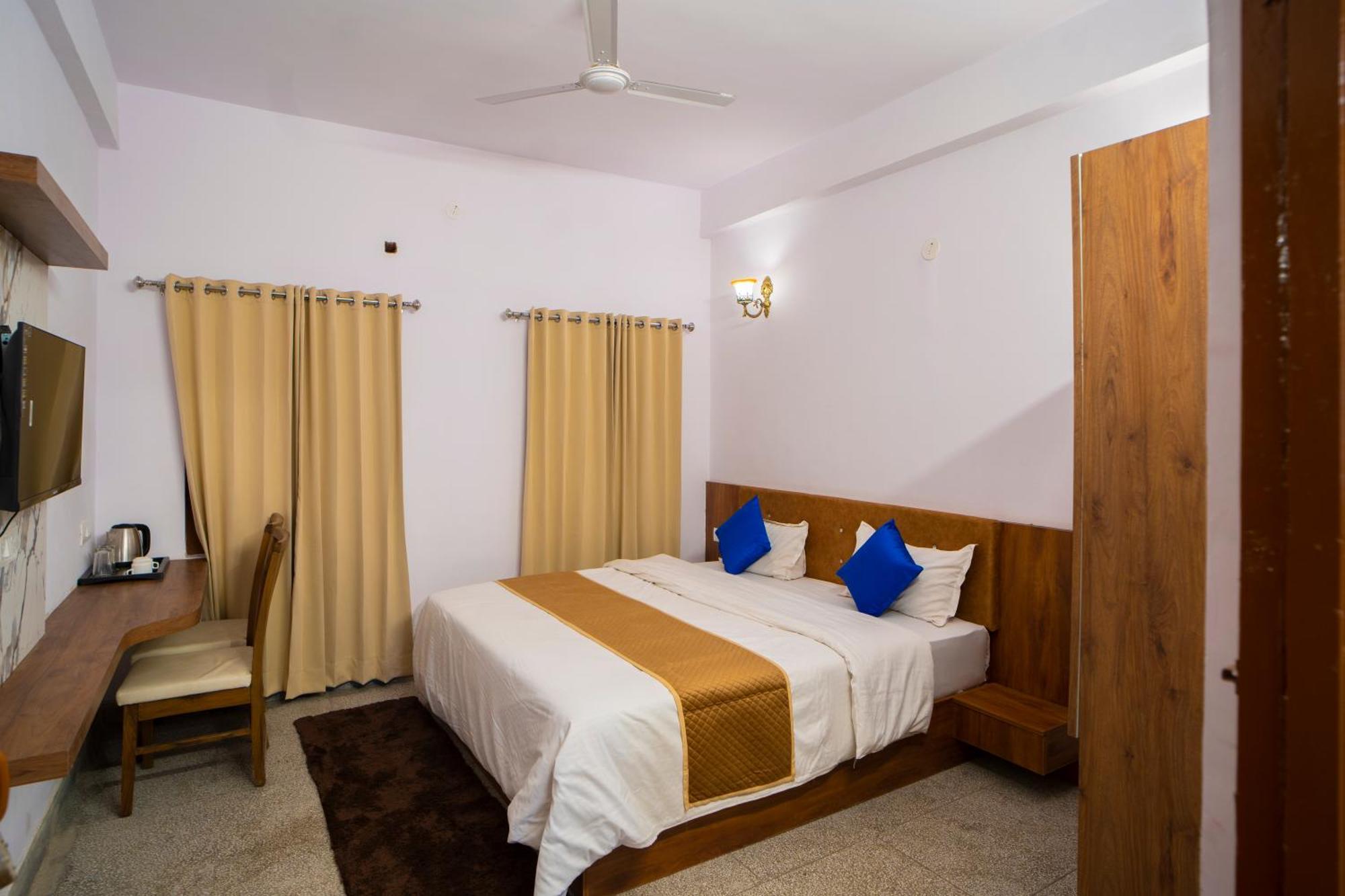 Devdarshan Hotel & Restaurant Udajpur Exteriér fotografie