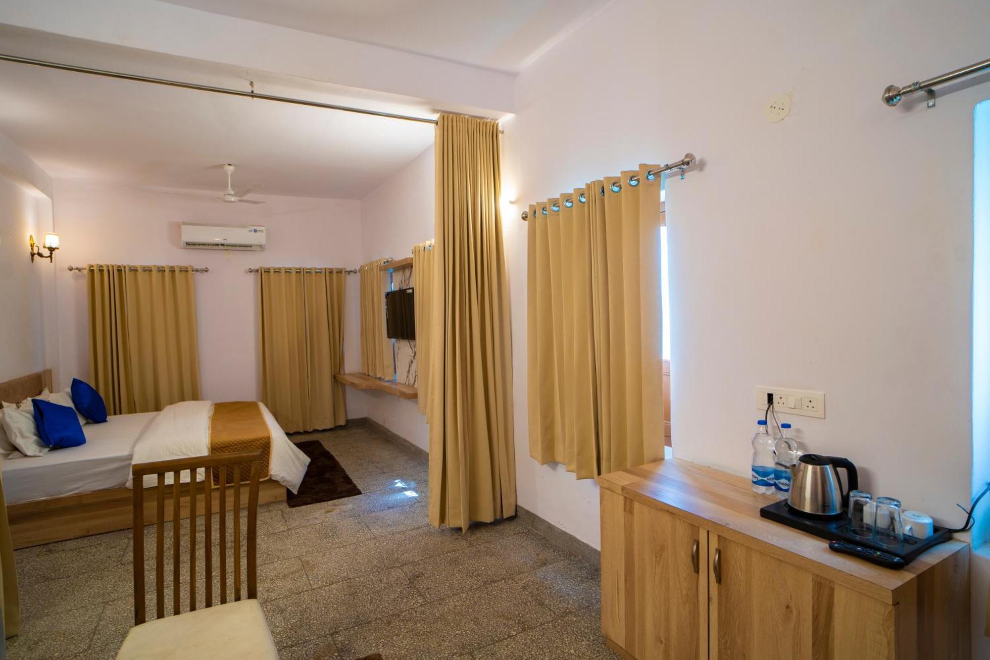 Devdarshan Hotel & Restaurant Udajpur Exteriér fotografie
