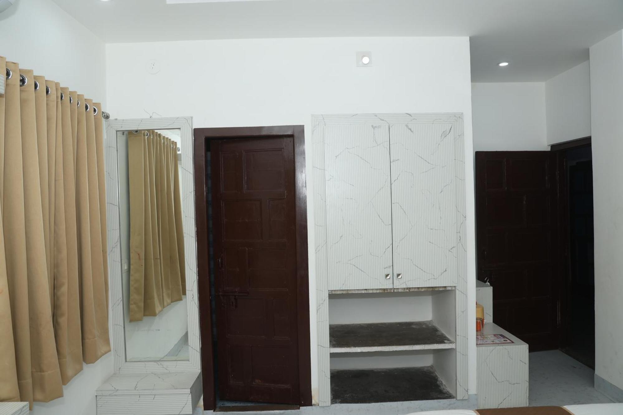 Devdarshan Hotel & Restaurant Udajpur Exteriér fotografie