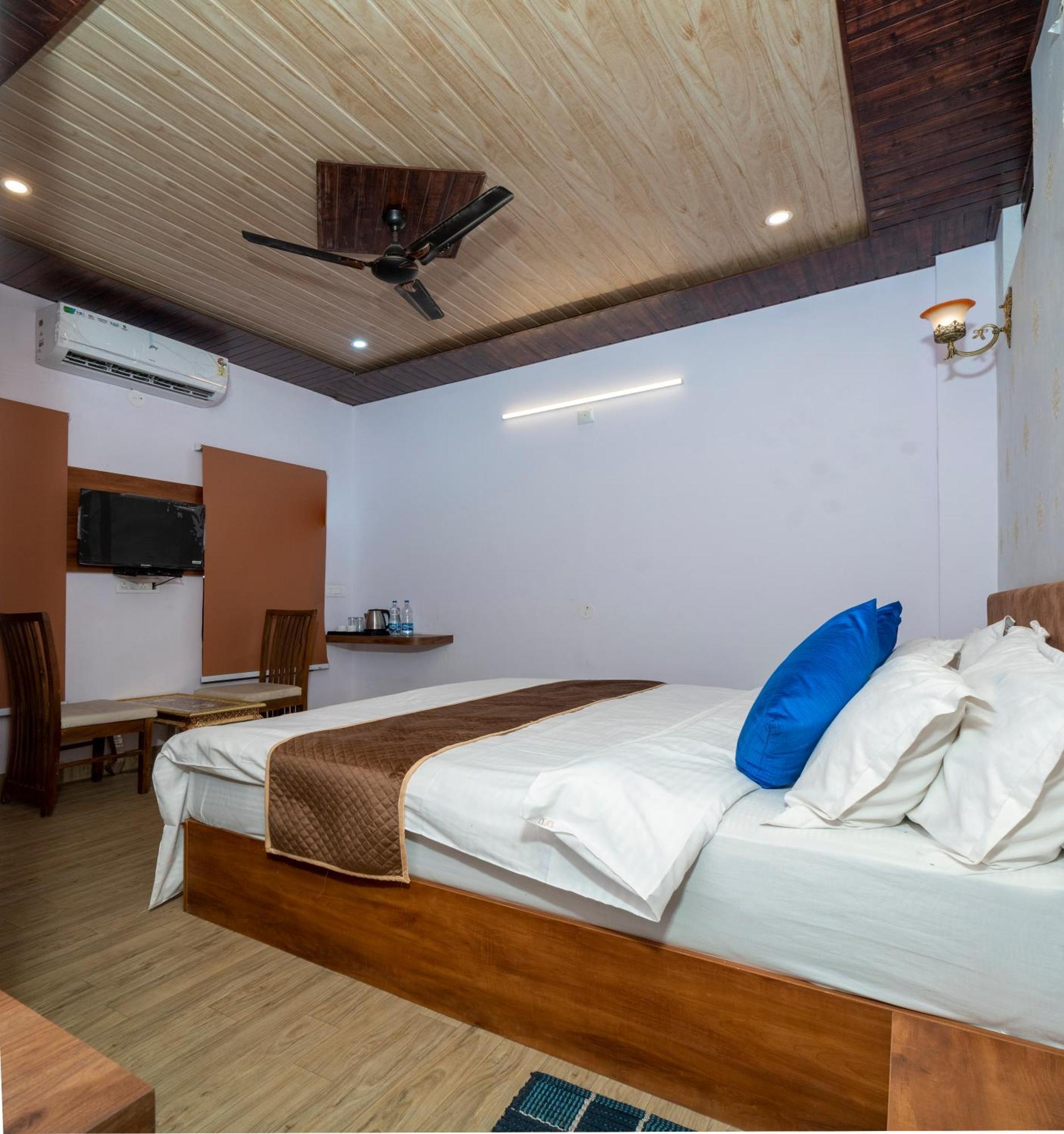 Devdarshan Hotel & Restaurant Udajpur Exteriér fotografie